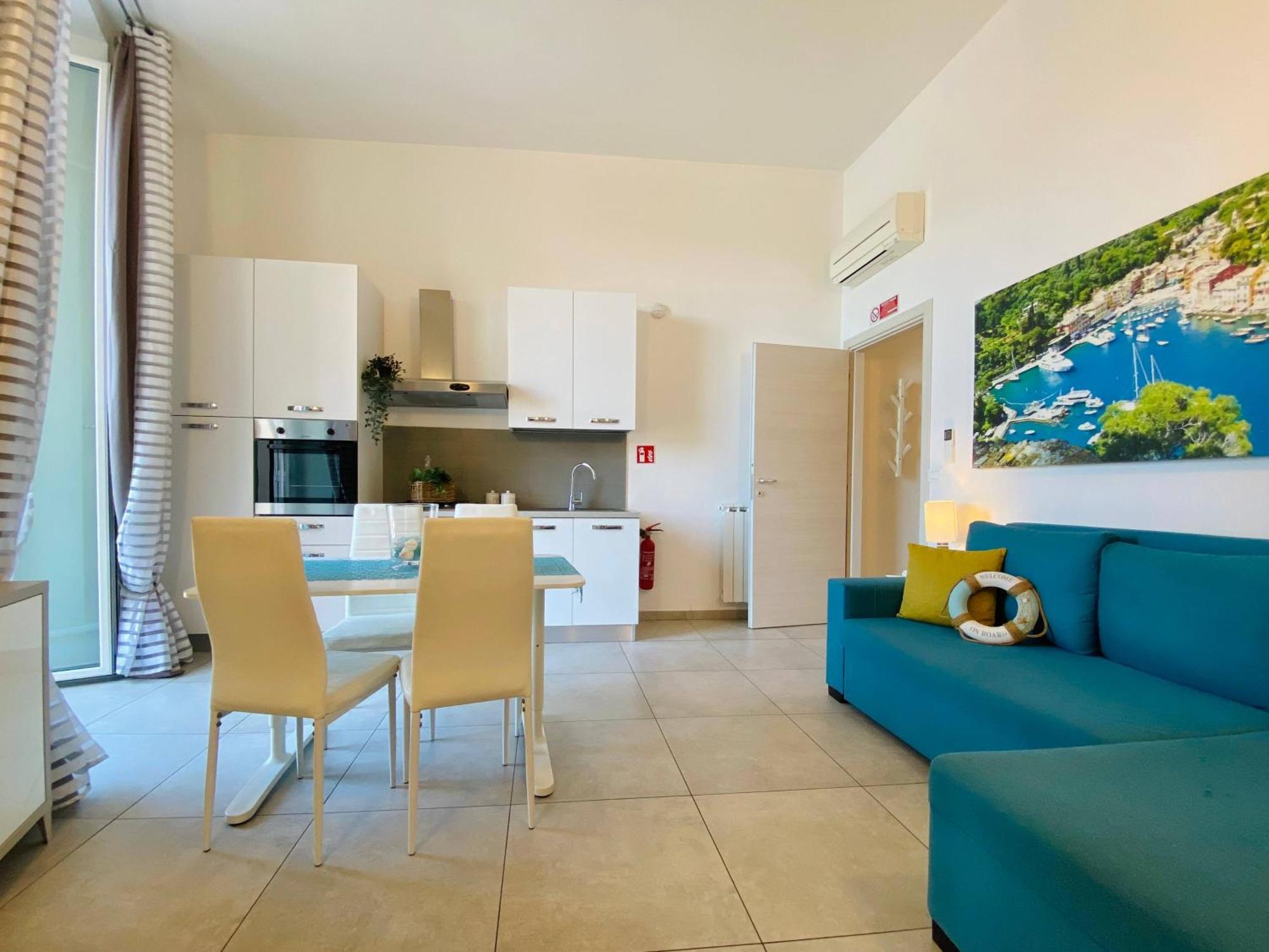 Alla Casa Rosa Al Mare- Centrale A Di Fronte Al Mare- Emozionante- Garage Privato Gratuito A 800 Mt- Aria Condizionata-Wifi Apartment Rapallo Exterior foto